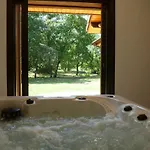 En Foret Landaise Avec Jacuzzi Dinterieur *